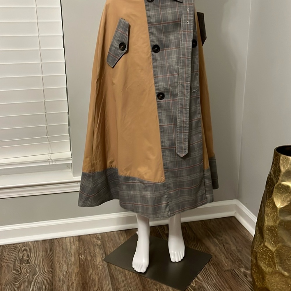 TOV Plaid and Tan Statement Skirt Size S - Picture 2 of 6